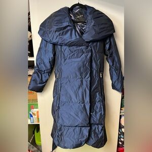 Ivanka Trump Navy Blue Puffer Coat